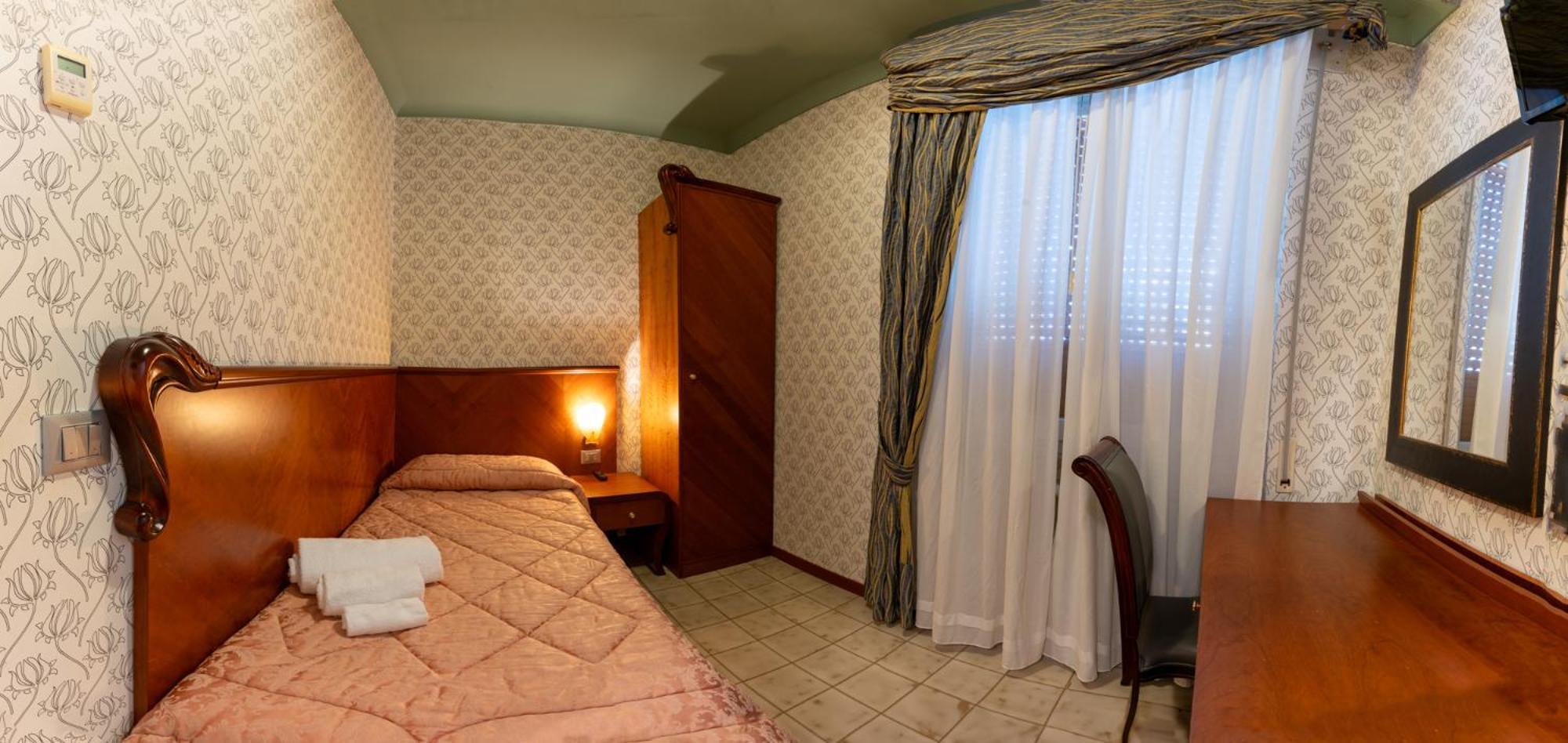 Terme 3* Sarnano